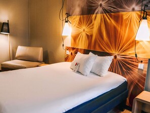 Standard-herbergi - mörg rúm | Rúm með „pillowtop“-dýnum, skrifborð, myrkratjöld/-gardínur