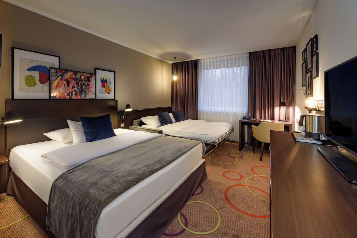 1 bedroom, minibar, in-room safe, desk