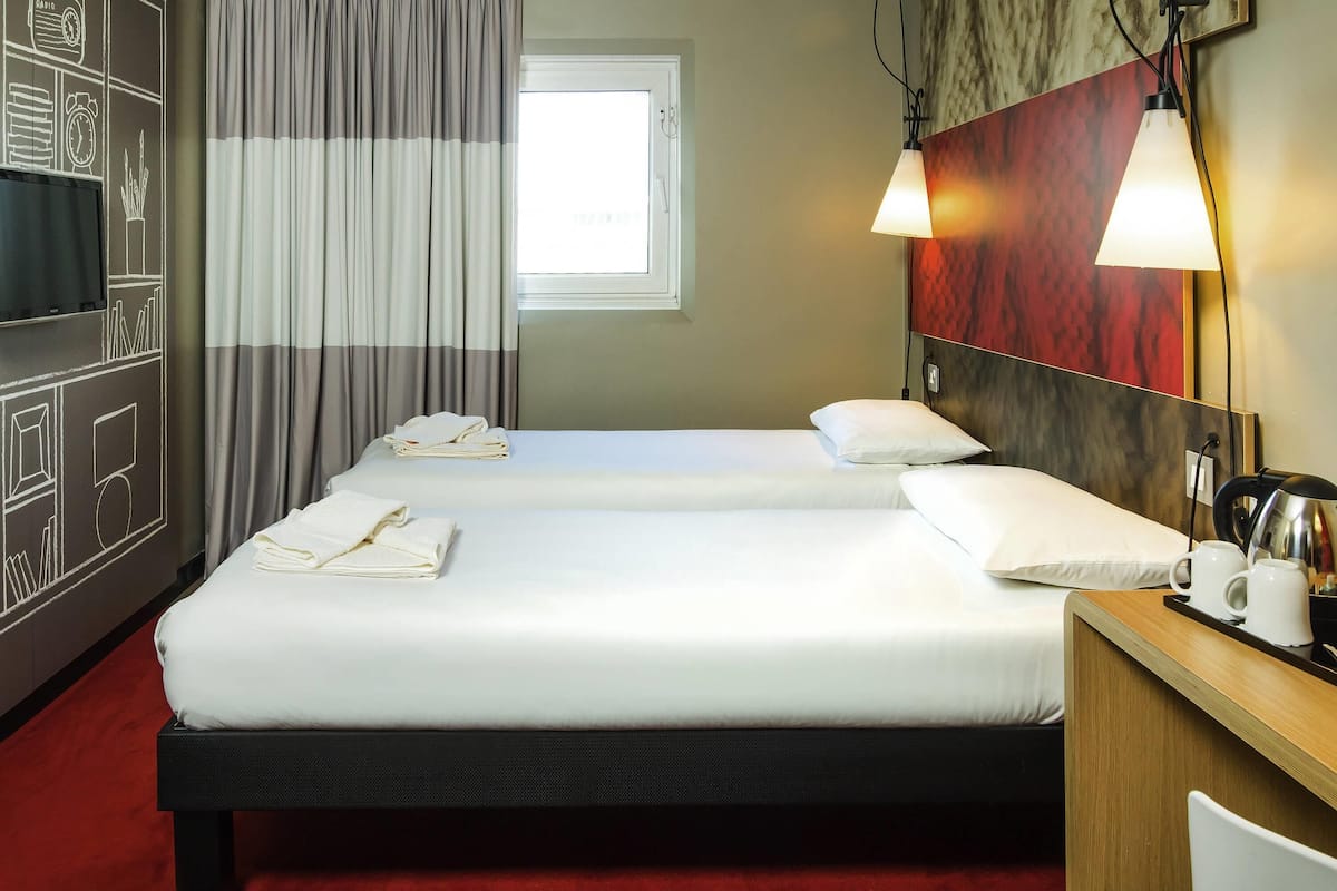 Twin Room, 2 Single Beds