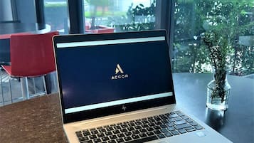 Breakfast, lunch and dinner served