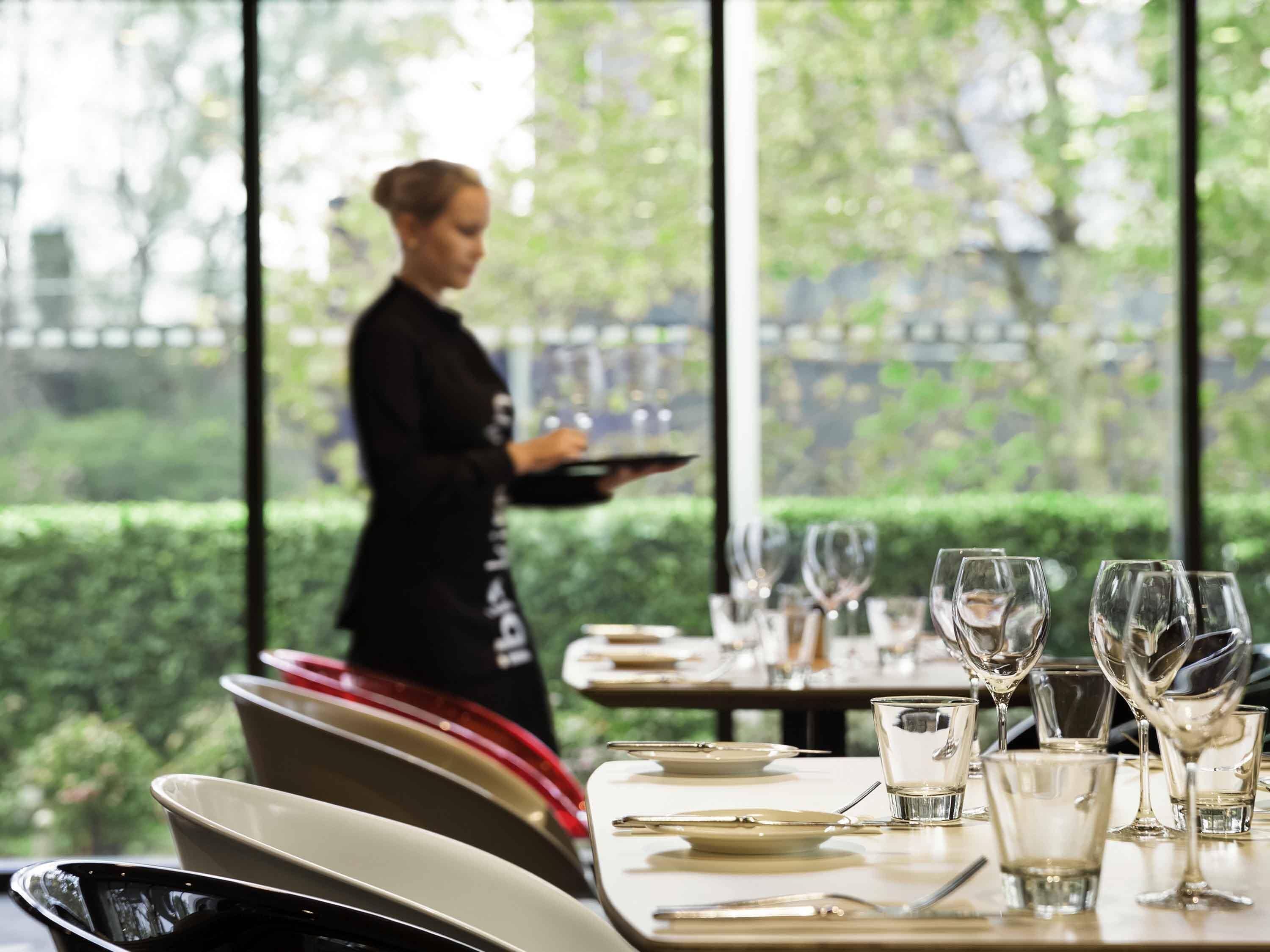 Breakfast, lunch and dinner served