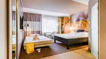 Quarto casal família, 1 cama de casal e sofá-cama | Roupas de cama antialérgicas, escrivaninha, quartos à prova de som