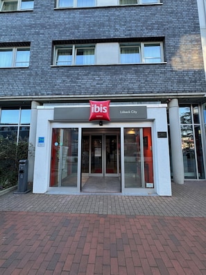 Exterior - ibis Luebeck (Lübeck)