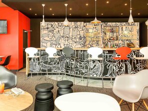 Bar (on property) - ibis Luebeck (Lübeck)
