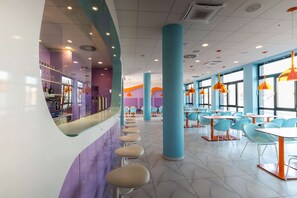 Daily buffet breakfast (EUR 15.90 per person)