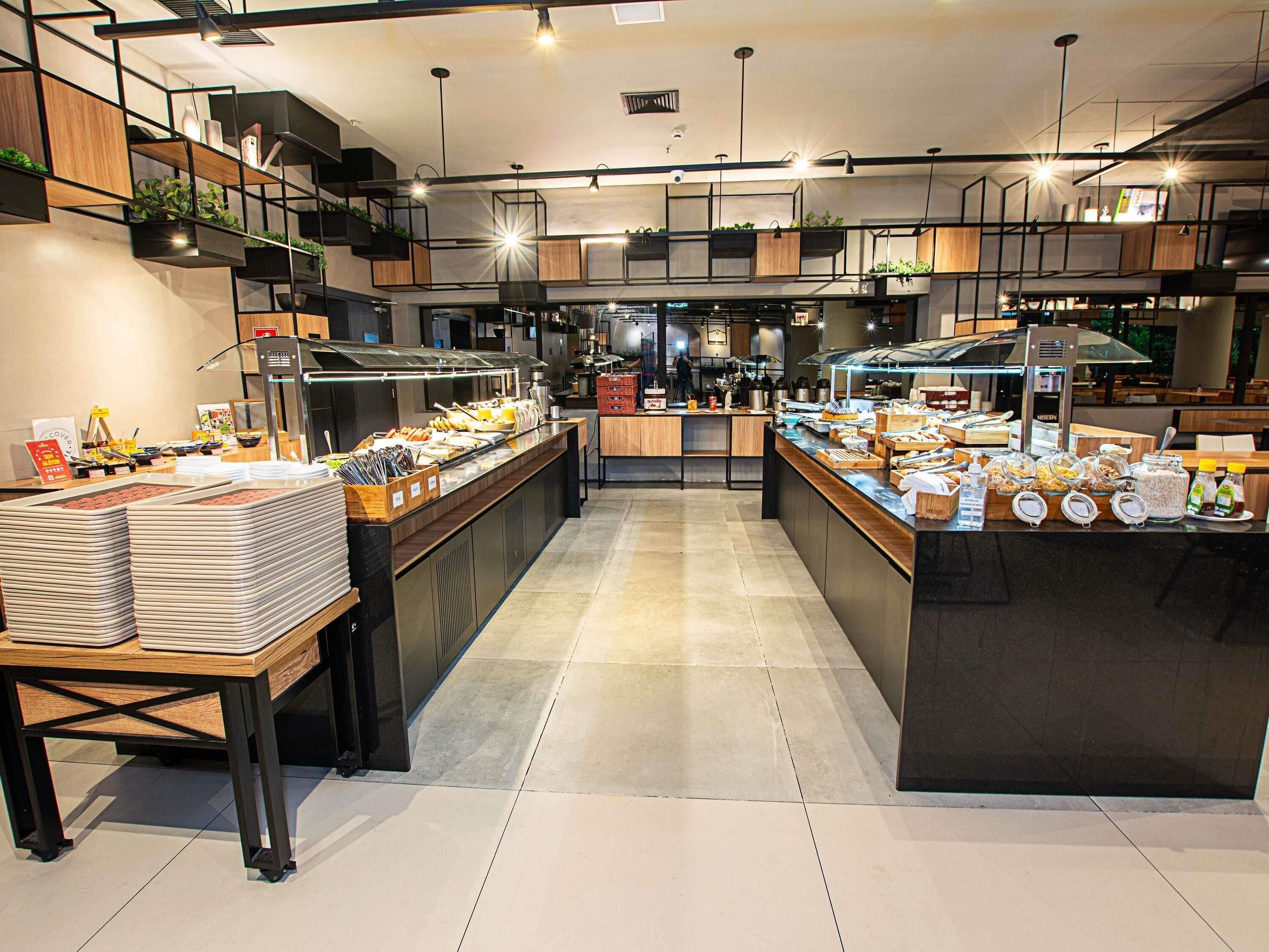 每日供應自助早餐 (每人 BRL55)