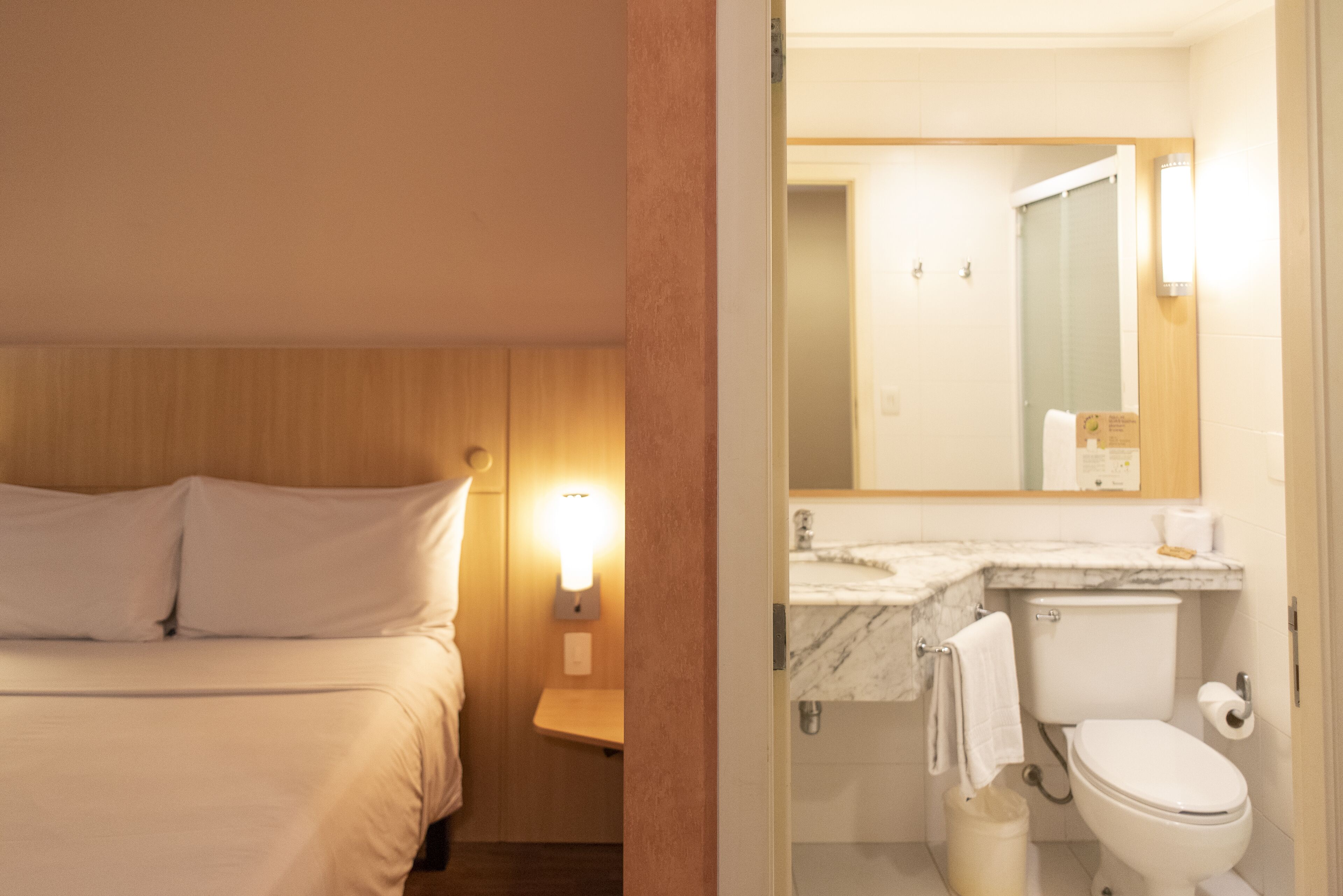 standard apartment, 1 double bed | in-room safe, individually furnished, desk, blackout curtains