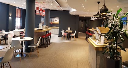 ibis Sheffield City