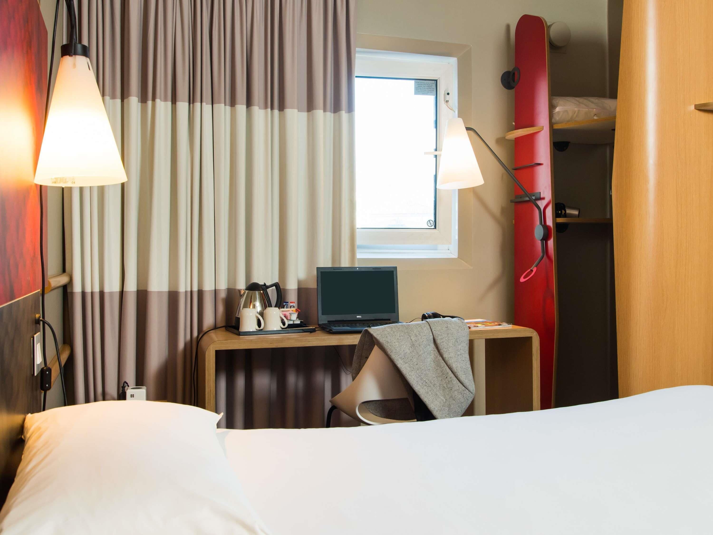 in-room safe, desk, free wifi, bed sheets