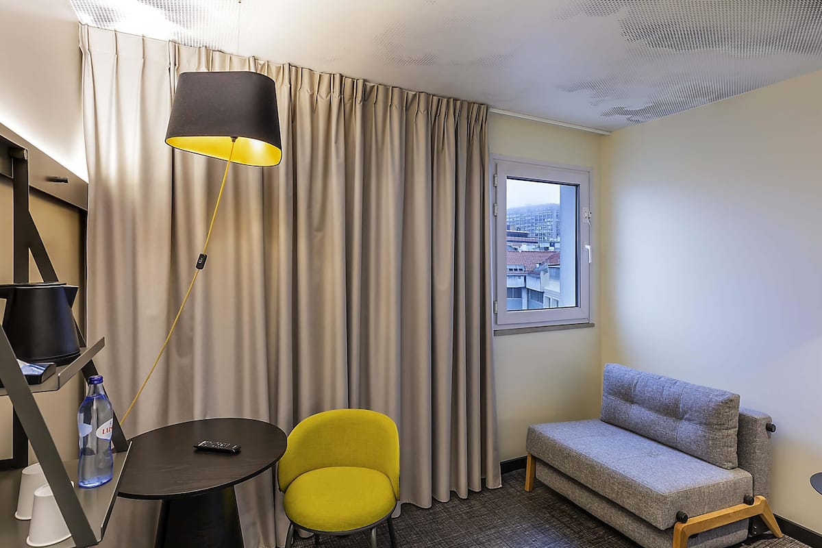 Desk, laptop workspace, blackout curtains, soundproofing