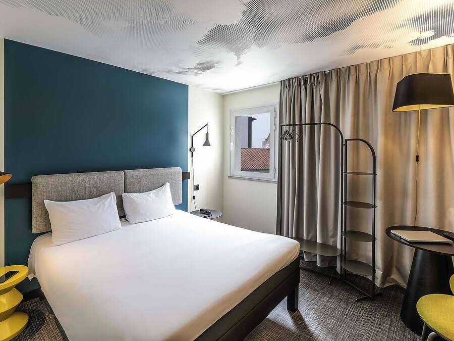 Standard Double Room (Renovated, 1 Double bed sweet bed) | Desk, laptop workspace, blackout drapes, soundproofing