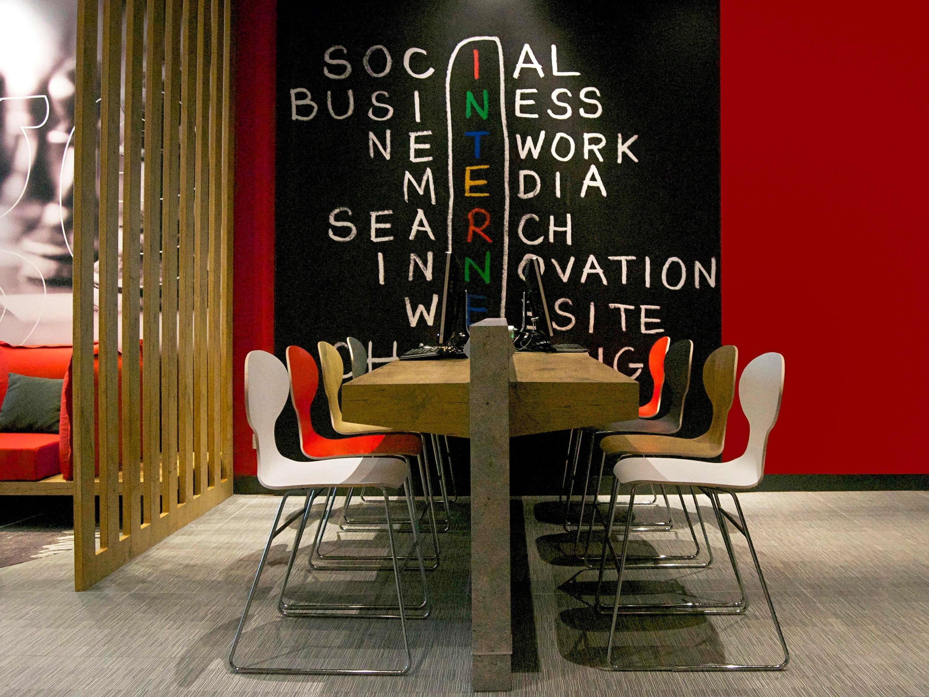 Photo - Hotel ibis Lisboa Saldanha