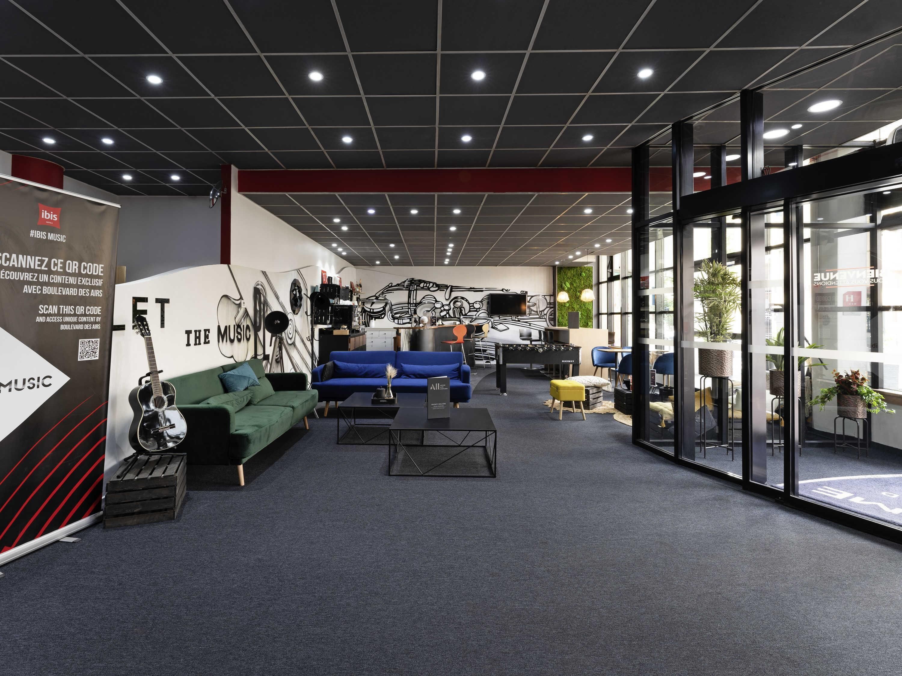 المنشأة من الخارج