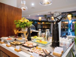 Daily buffet breakfast (EUR 17 per person)
