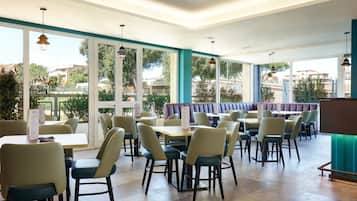 Mittagessen und Abendessen