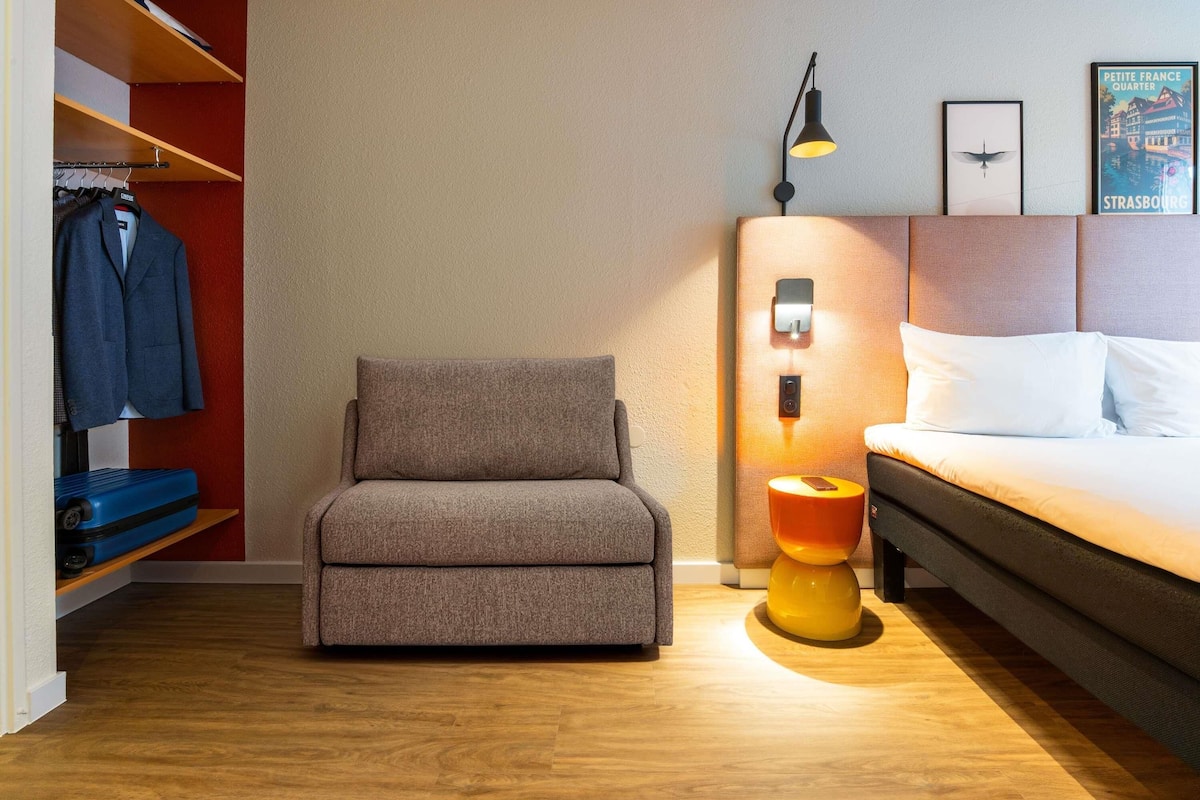 Superior Room, 1 Double Bed with Sofa bed | Desk, blackout curtains, soundproofing, iron/ironing board (on request)
