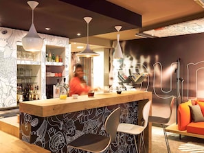 Bar (en la propiedad)