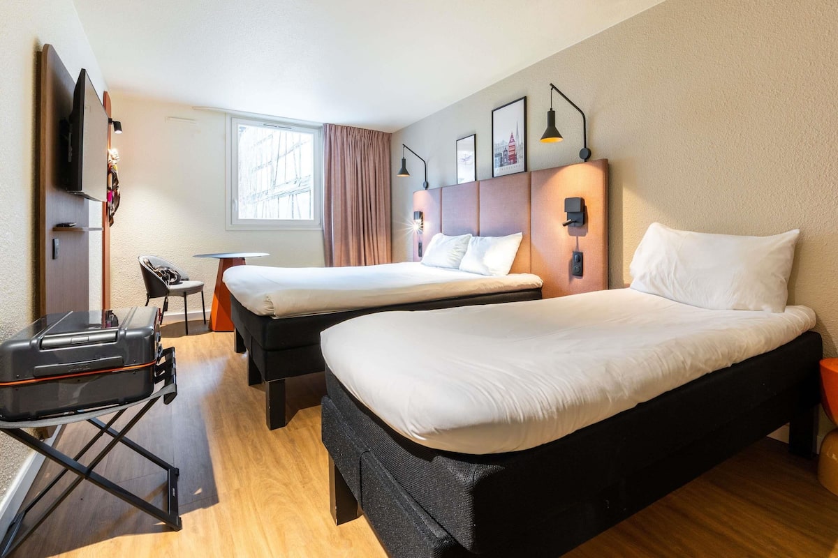 Superior Room, 1 Double Bed with Sofa bed | Desk, blackout drapes, soundproofing, iron/ironing board