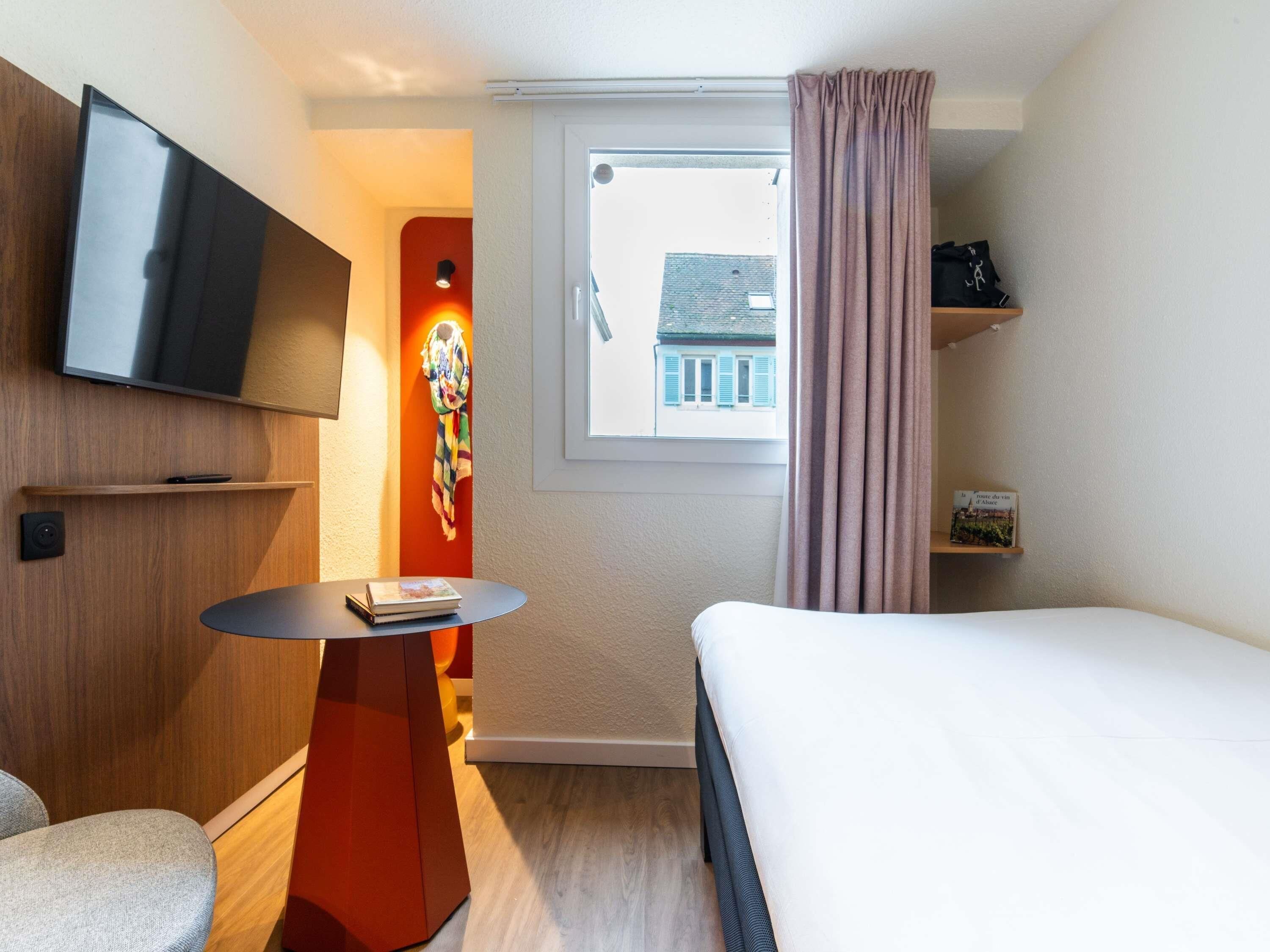 Camera Superior, 1 letto singolo | Una scrivania, tende oscuranti, insonorizzazione, ferro/asse da stiro