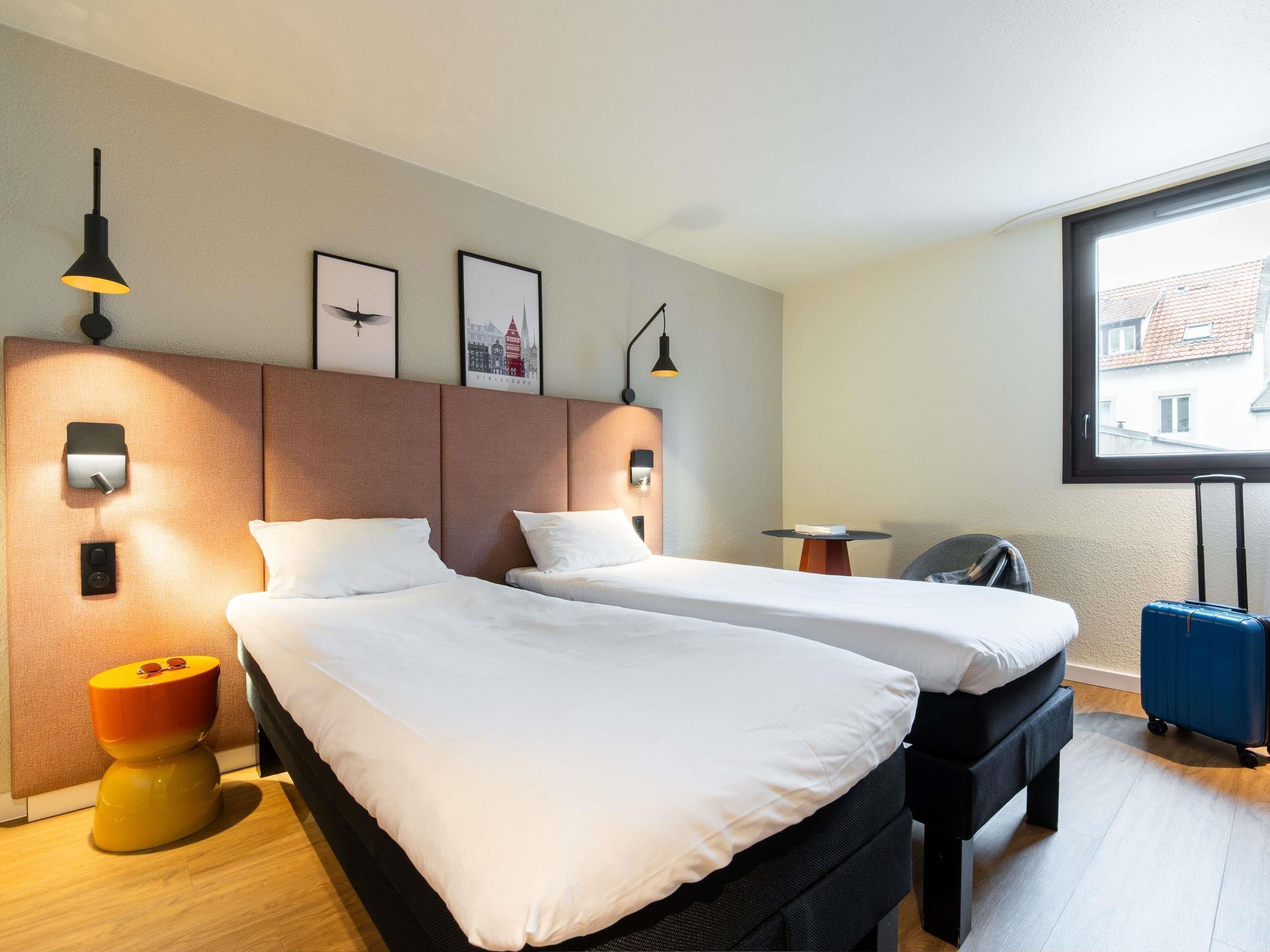 Chambre Supérieure, 2 lits une place | Bureau, rideaux occultants, chambres insonorisées