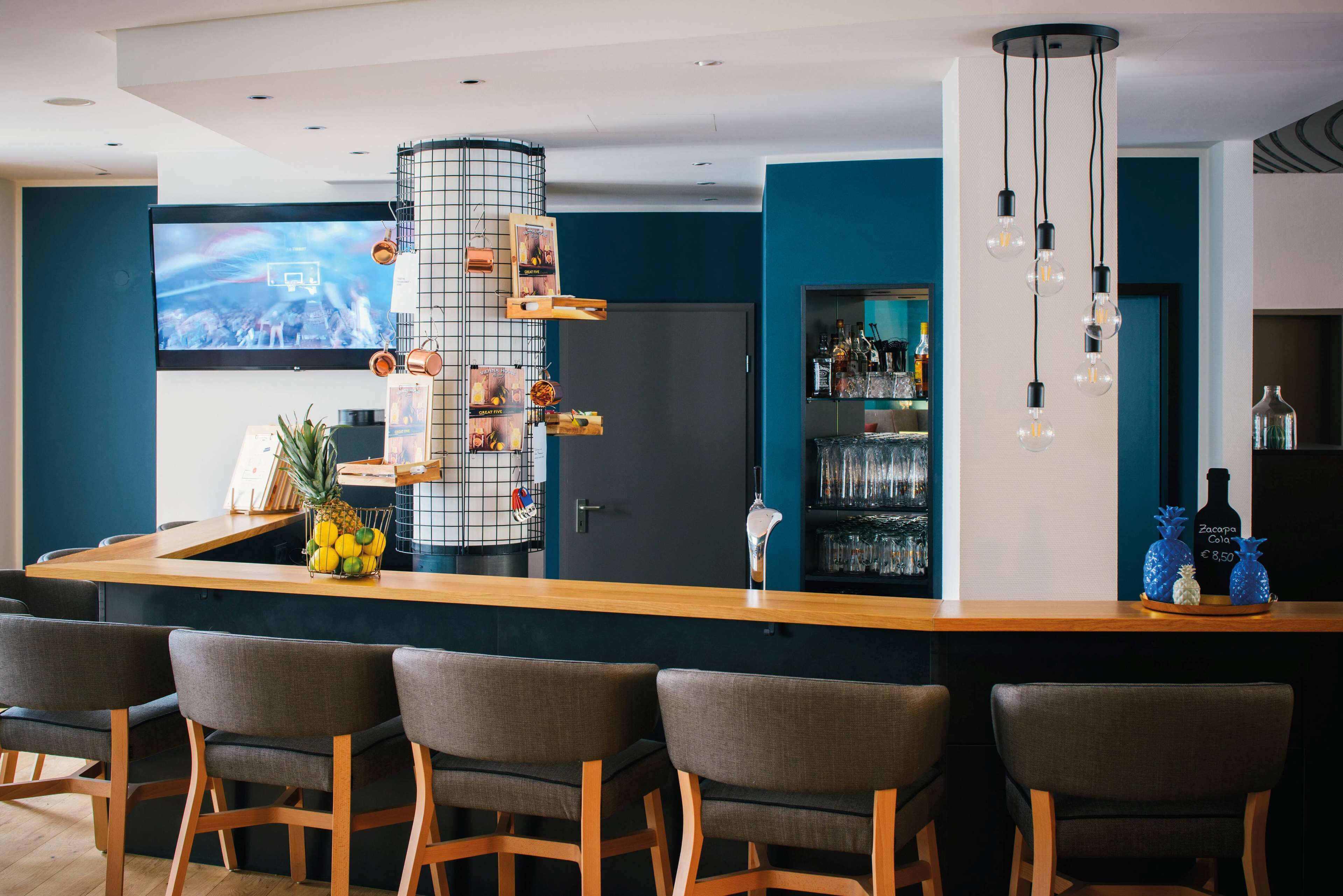 Bar (in der Unterkunft)