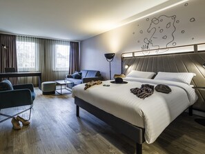 Family Room, 1 Double Bed with Sofa bed | Desk, laptop workspace, blackout curtains, soundproofing