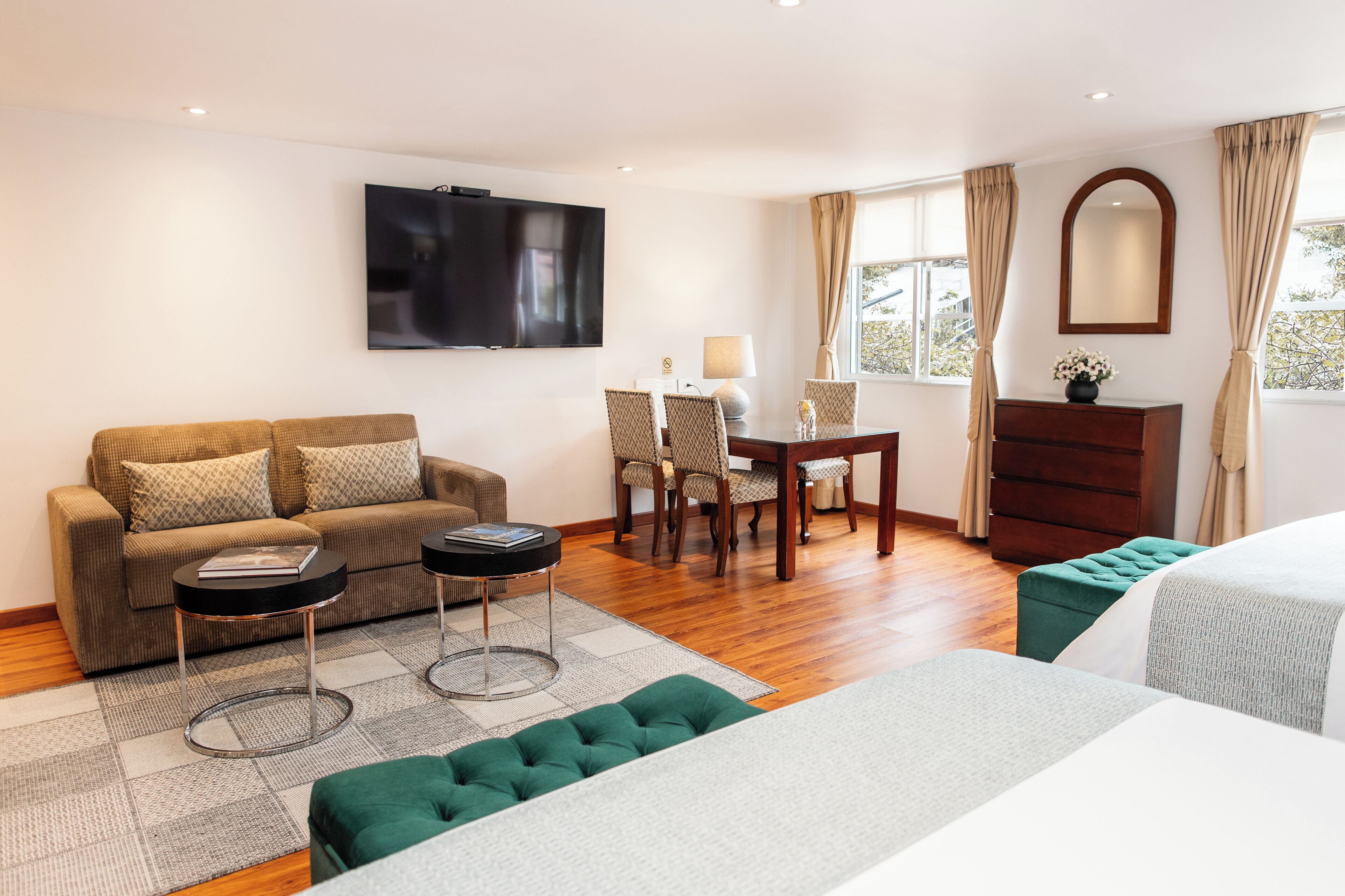 Premium Twin Room, 2 Queen Beds