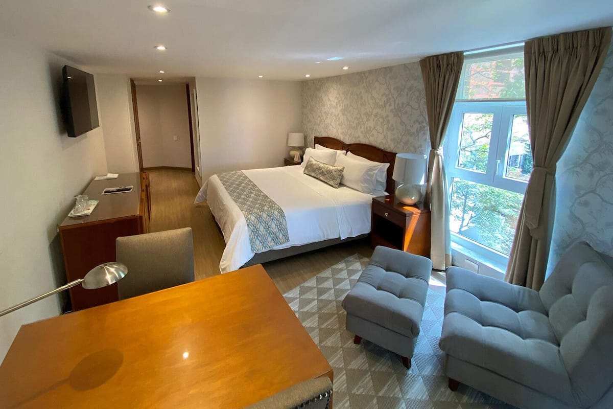 Standard Double Room, 1 Queen Bed | 1 bedroom, premium bedding, minibar, in-room safe