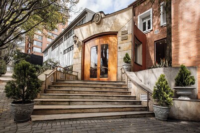 Hotel Porton Bogota