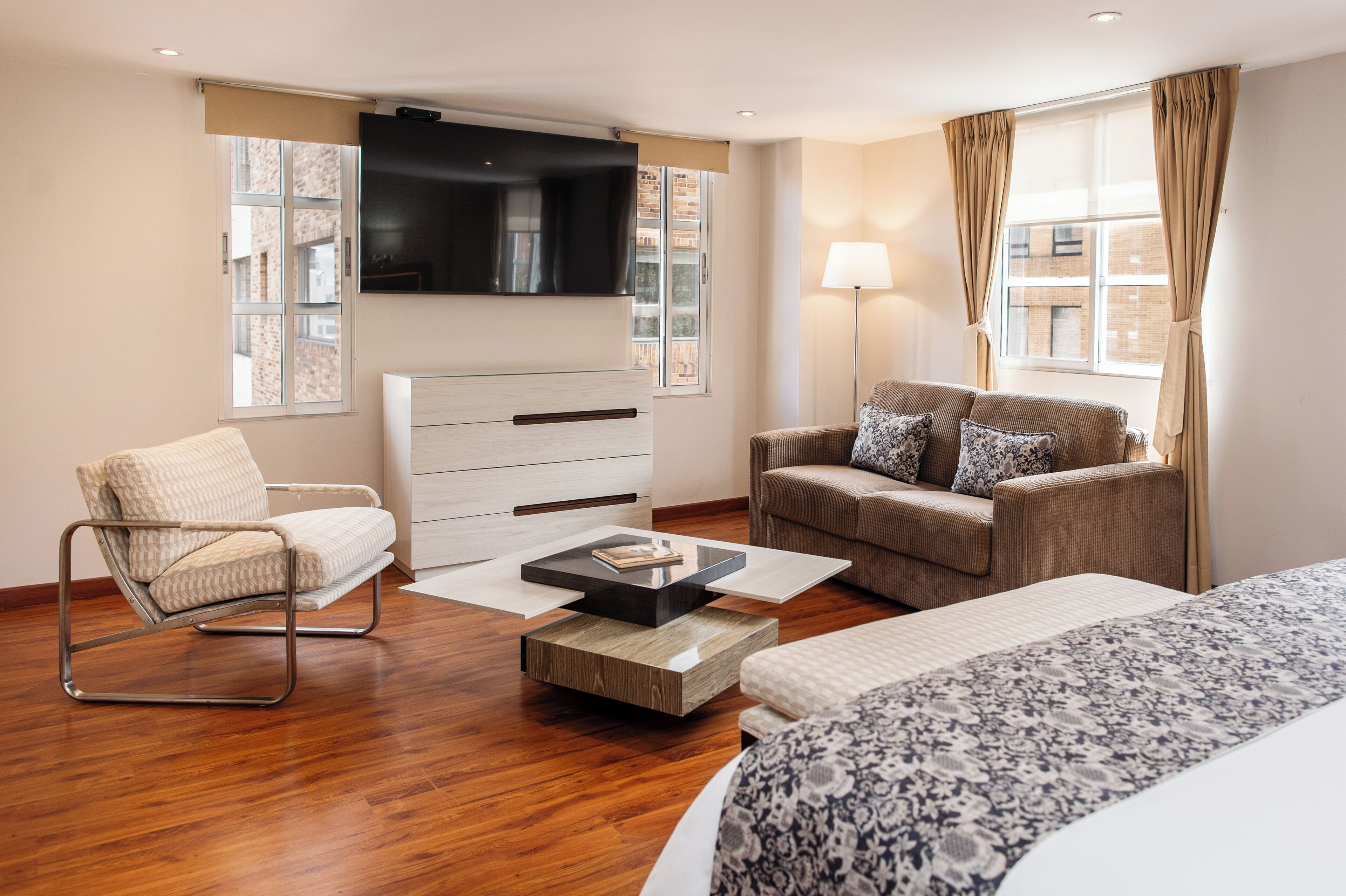 Premium bedding, in-room safe, desk, blackout curtains