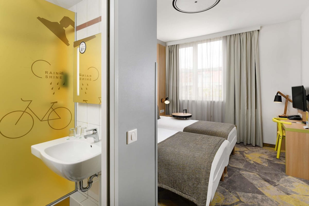 In-room safe, desk, laptop workspace, blackout drapes