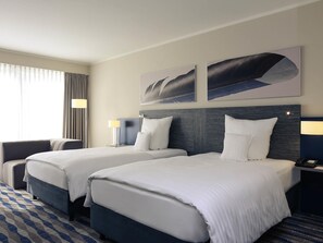 Hypo-allergenic bedding, in-room safe, desk, laptop workspace