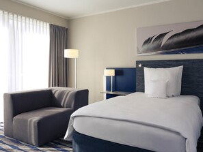 Standard Room, 1 Twin Bed | Hypo-allergenic bedding, in-room safe, desk, laptop workspace