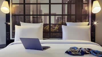 Coffres-forts dans les chambres, bureau, rideaux occultants