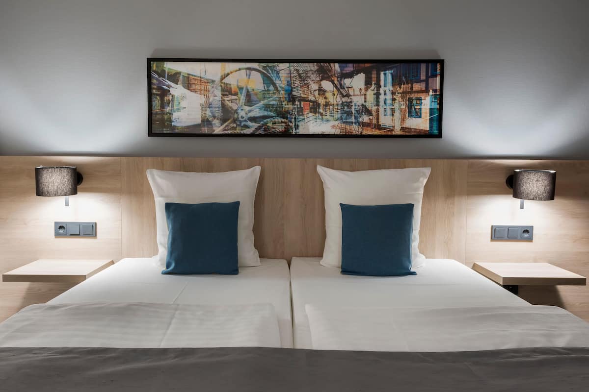 Superior Room | Hypo-allergenic bedding, minibar, desk, laptop workspace