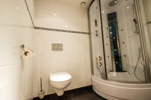 Bathroom - Hotel2 Heerenveen (Heerenveen)