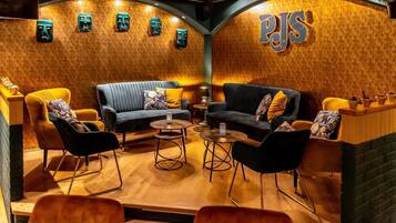 Mittagessen, Abendessen, deutsche KĂŒche, Speisen im Freien