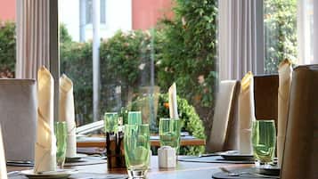 Morgenmadsbuffet hver dag (10.00 EUR pr. person)