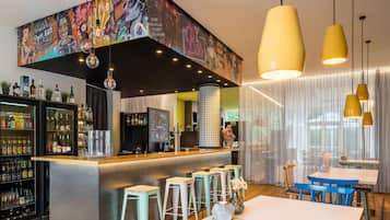 Bar (in der Unterkunft)