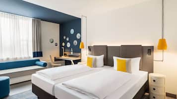 Room, 1 King Bed (Lounge) | Hypo-allergenic bedding, individually decorated, individually furnished