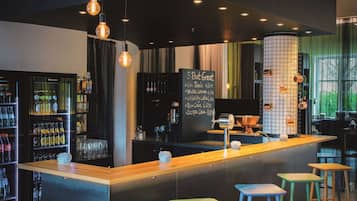 Bar (in der Unterkunft)