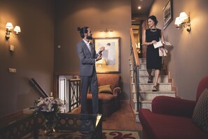 Villa (2 Adults) | Living area