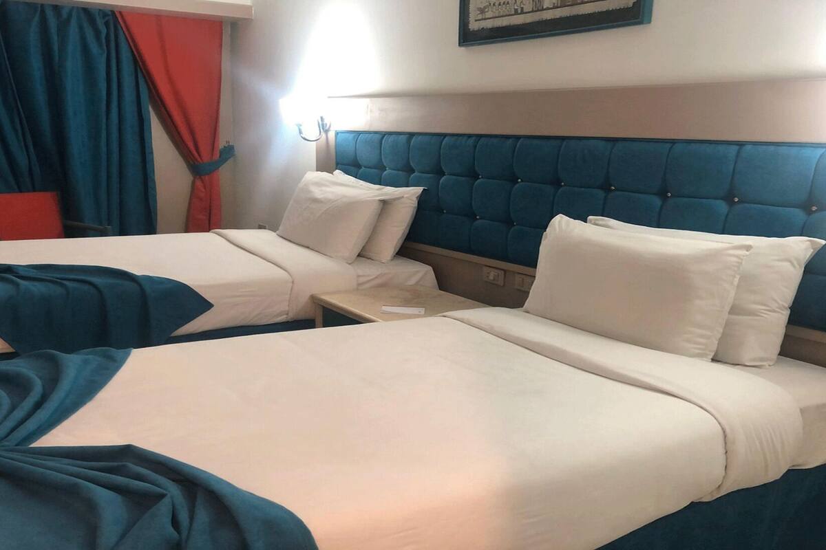 1 bedroom, hypo-allergenic bedding, minibar, in-room safe