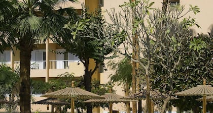 Aracan Eatabe Luxor Hotel