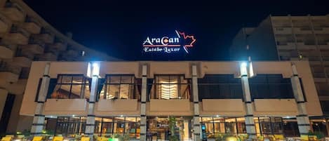 Façana frontal de l'allotjament