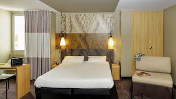 Desk, iron/ironing board, free WiFi, bed sheets
