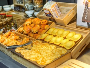 Dîner et souper servis sur place, cuisine française