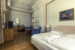 Hypo-allergenic bedding, desk, blackout curtains, bed sheets