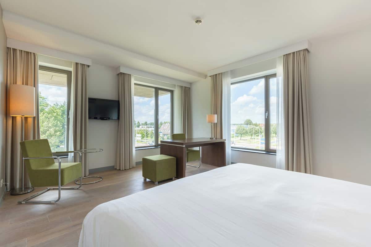 Family Suite (1 Double Bed 1 Bunkbed)