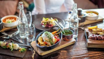 Lunch and dinner served